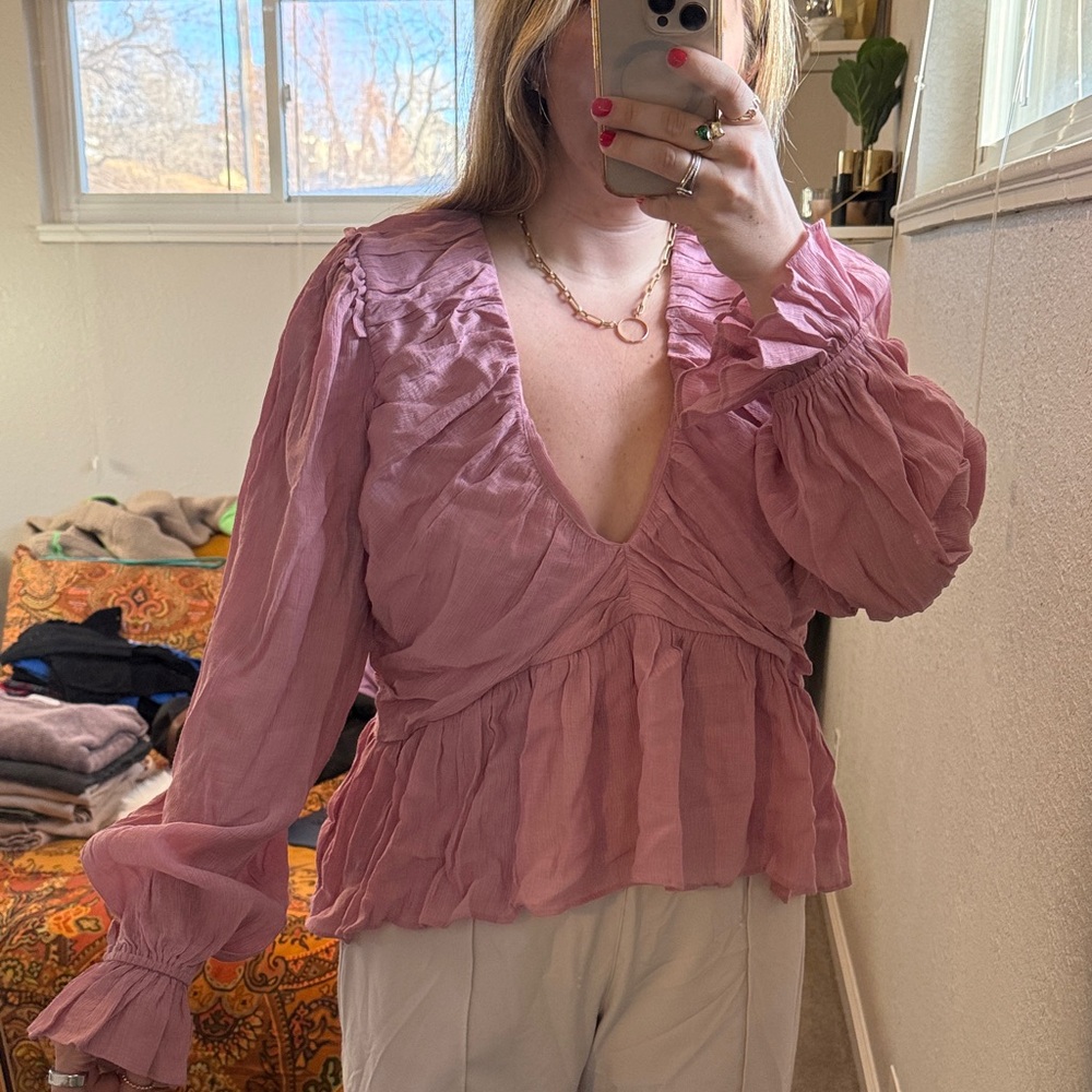 Free People Women’s Pink Ruffled V-Neck Long Sleeve Blouse